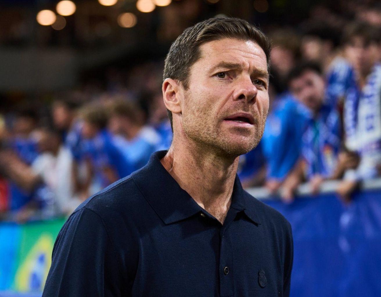 居莱尔送出, 第二位执教, ue